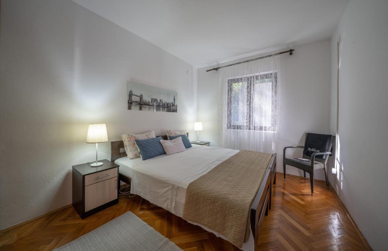 Aneta Apartments Risan Luaran gambar